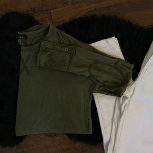 NWOT Green Long Sleeve Top Laila Jayde